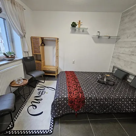 Neunkirchen-daun Apartment